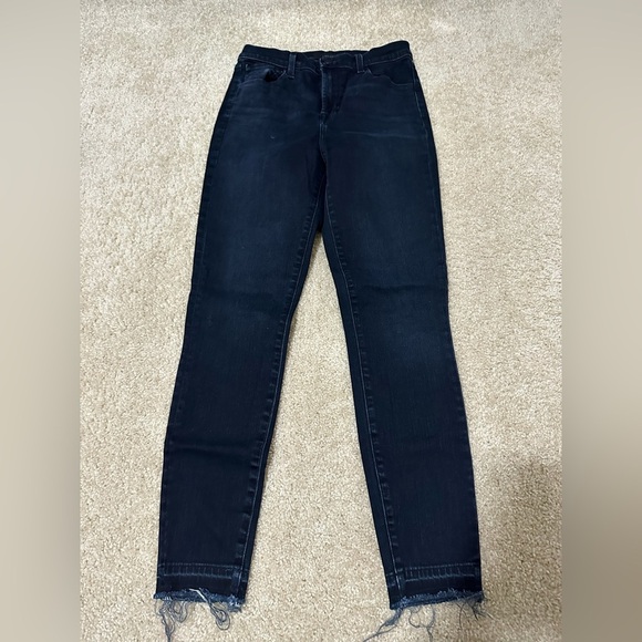 J Brand Leenah Super High Rise Skinny Jeans Dark Blue Size 26 Fray - Picture 1 of 8